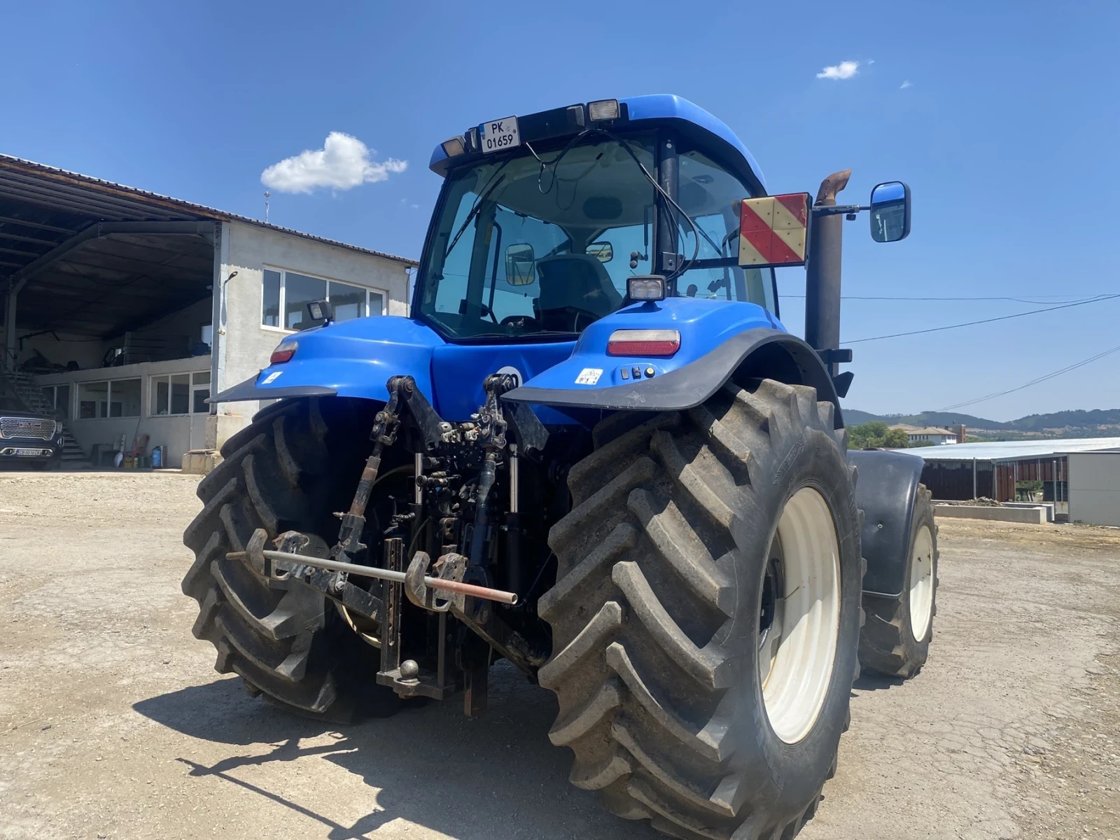 Трактор New Holland T8050 - изображение 3
