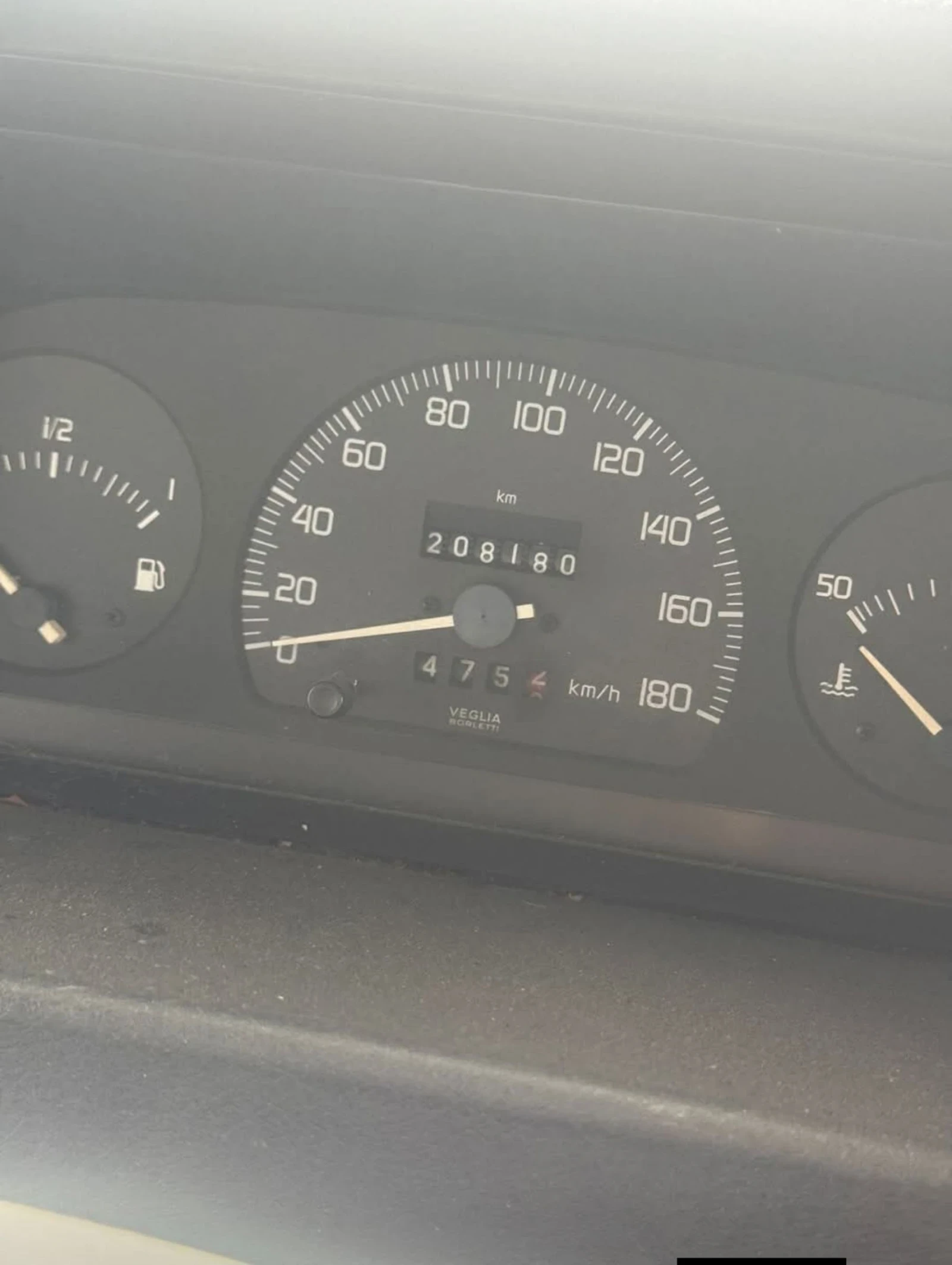 Кемпер Peugeot FEND алко шаси, снимка 4 - Каравани и кемпери - 54002785