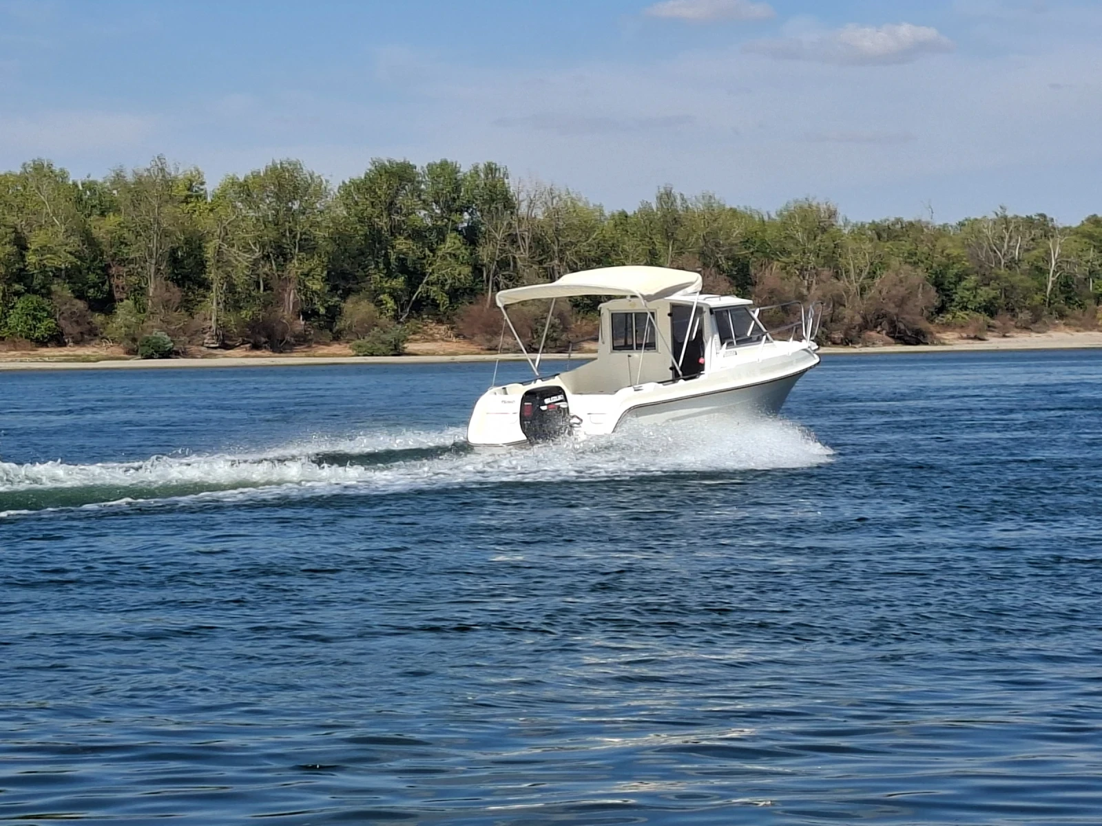 ������� ���� Guy Couach Guy Marine GM650 Pilothouse | Mobile.bg � ����������� 3