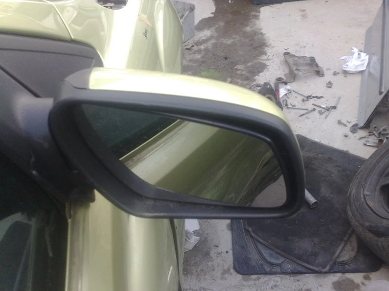 огледало дясно за Форд Фокус 07г. 