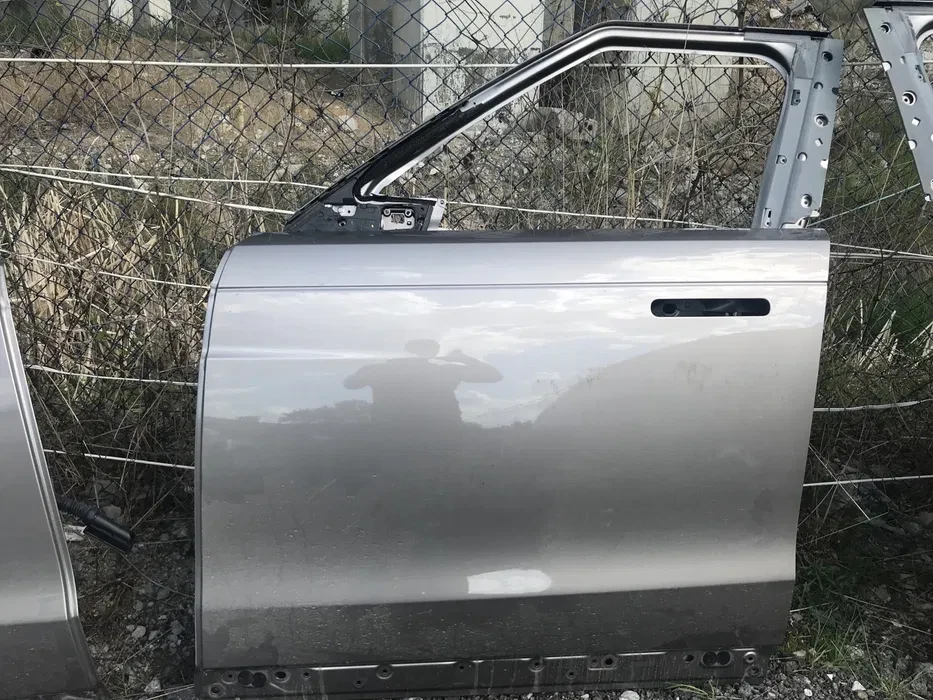 Врати за Рейндж Ровър Спорт Range Rover Sport 2023г, снимка 5 - Части - 56199136