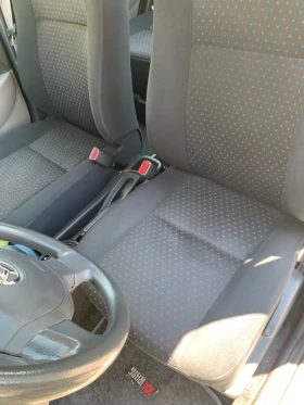 Daihatsu Sirion 1.3-91к.с автоматик 4х4, снимка 7