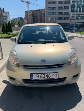 Daihatsu Sirion 1.3-91к.с автоматик 4х4, снимка 1
