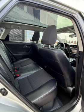 Toyota Auris * 1.8-HYBRID* ПАНОРАМА* ПОДГРЕВ* ЛИЗИНГ* , снимка 12