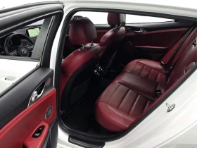 Kia Stinger 3.3 Turbo 2WD| 365к.с., снимка 12