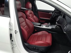 Kia Stinger 3.3 Turbo 2WD| 365к.с., снимка 11