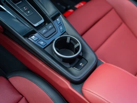 Porsche 911 Targa 4 GTS, снимка 13