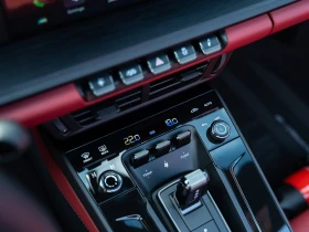 Porsche 911 Targa 4 GTS, снимка 12