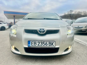 Toyota Auris 2.2* REALNI KM* , снимка 2