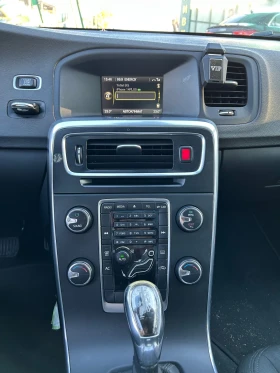 Volvo V60 D2 Automatic - 5500 € / 10757.07 лв. - 74653790 8