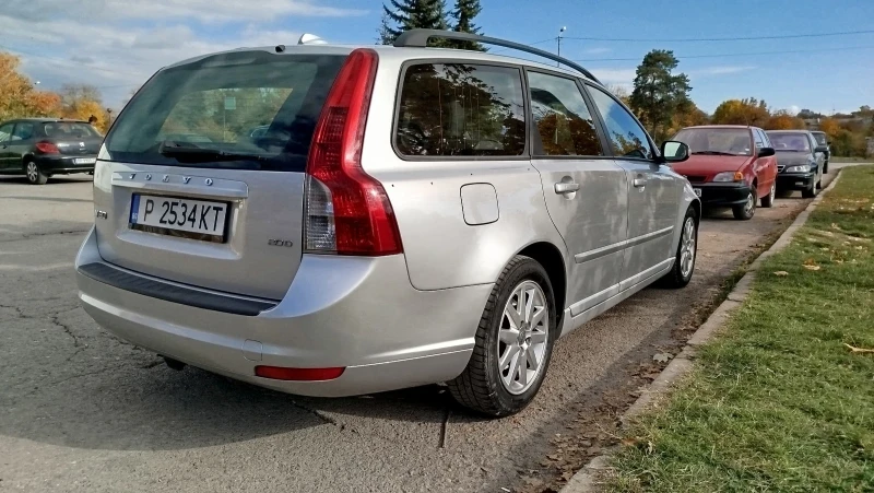 Volvo V50, снимка 3 - Автомобили и джипове - 47787886