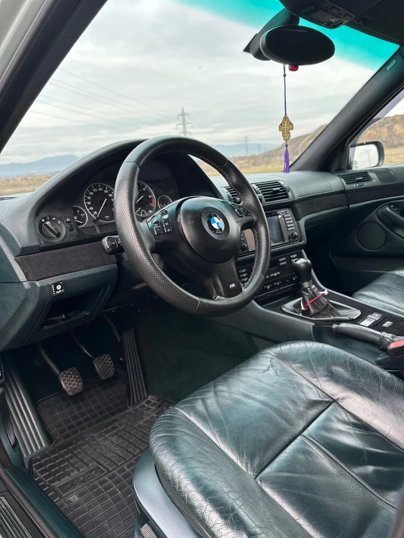 BMW 520, снимка 11 - Автомобили и джипове - 48227499