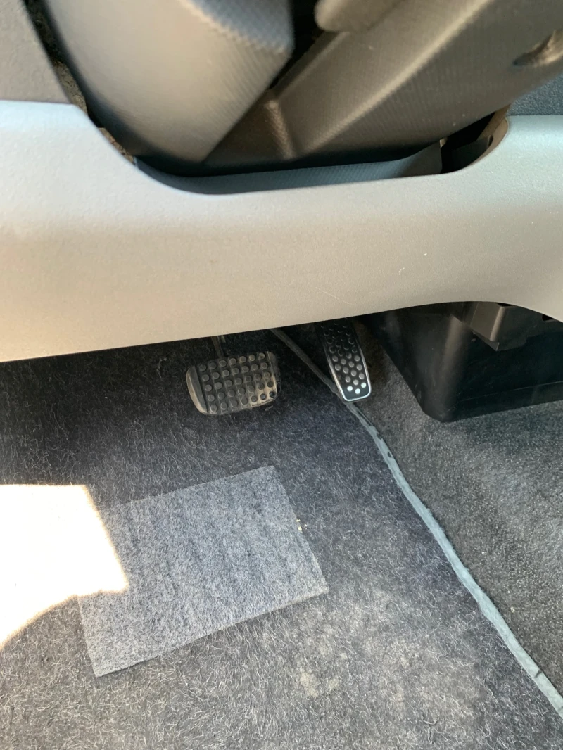 Daihatsu Sirion 1.3-91к.с автоматик 4х4, снимка 4 - Автомобили и джипове - 51782926