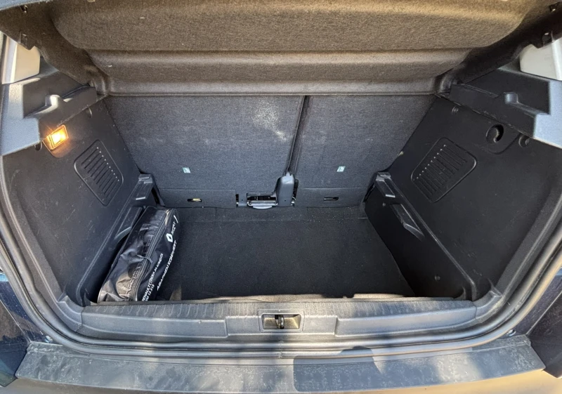 Renault Captur ZEN TCe 90, снимка 12 - Автомобили и джипове - 51535627