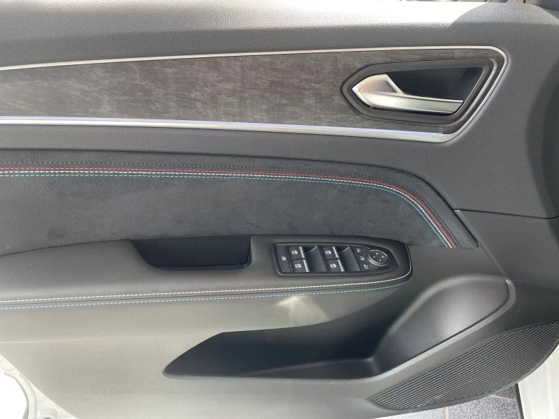 Renault Arkana НОВ!/1.6HEV/143HP/ESPRIT-ALPINE/CAM/MEMO/LED/511g, снимка 9 - Автомобили и джипове - 52214267