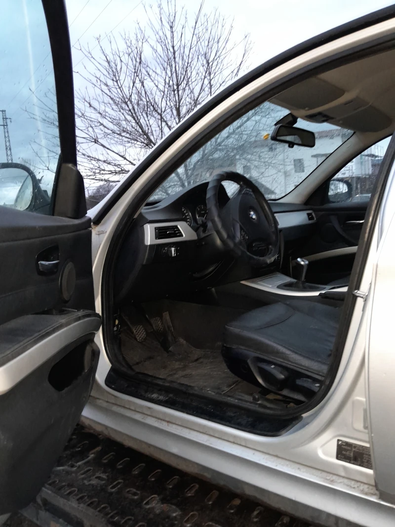 BMW 320 2.0, снимка 6 - Автомобили и джипове - 52473023