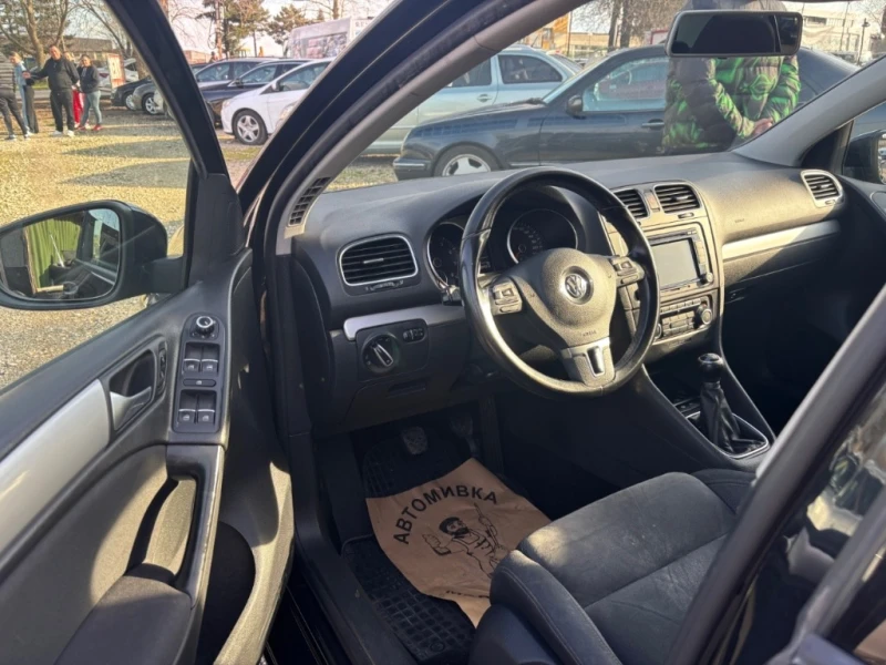 VW Golf Алкантара, снимка 8 - Автомобили и джипове - 52653441