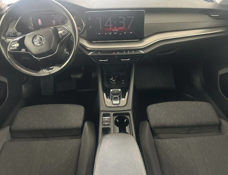 Skoda Octavia 2.0 TDI DSG 110KW.LED.NAVI, снимка 16 - Автомобили и джипове - 52752404