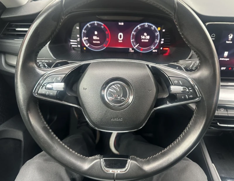 Skoda Octavia 2.0 TDI DSG 110KW.LED.NAVI, снимка 14 - Автомобили и джипове - 52752404