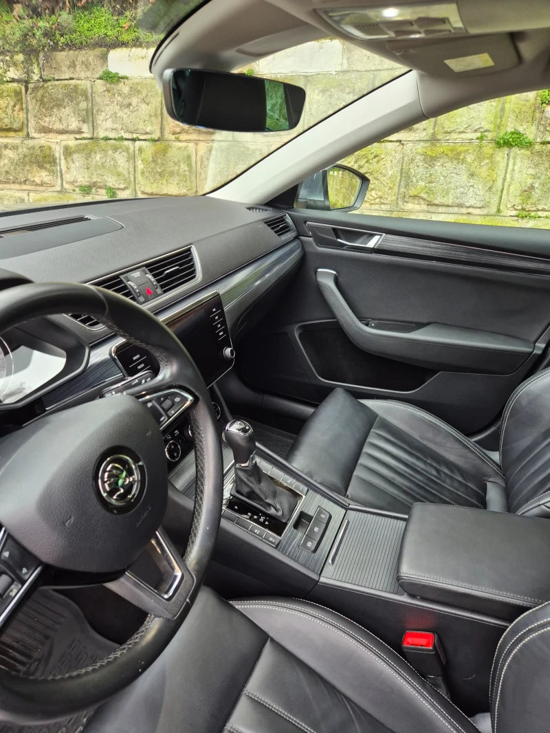 Skoda Superb, снимка 3 - Автомобили и джипове - 52830497