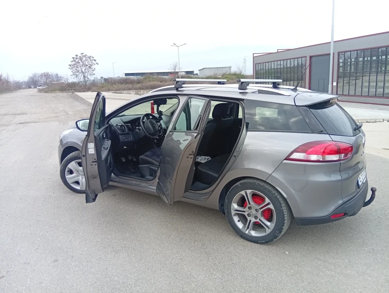 Renault Clio Grandtour 1.5DCI, снимка 3 - Автомобили и джипове - 52874105