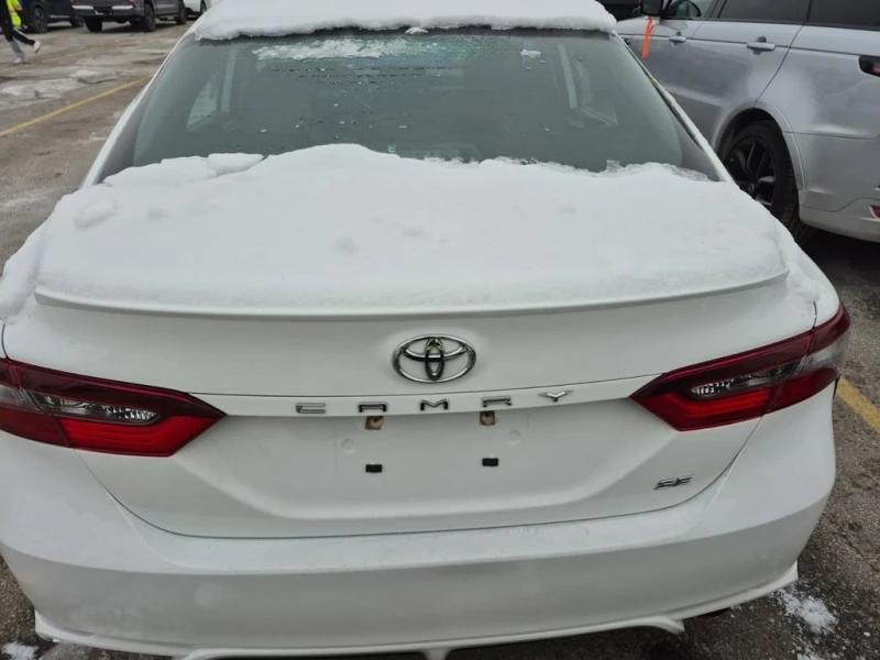 Toyota Camry * SE * CARFAX * БЕЗ ПЪРВОНАЧАЛНА ВНОСКА, снимка 13 - Автомобили и джипове - 52962546