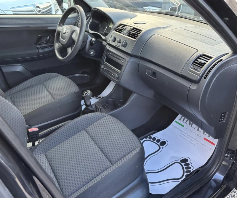 Skoda Roomster 1.6tdi* Сервизна История* Лизинг, снимка 8 - Автомобили и джипове - 53099045