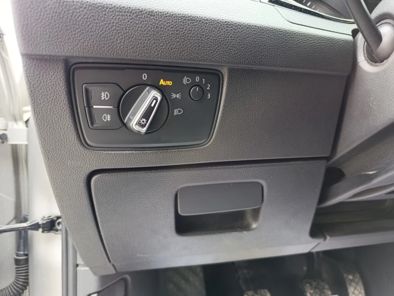 VW Passat 2.0TDI 150kc. Comfortline, снимка 11 - Автомобили и джипове - 53356838