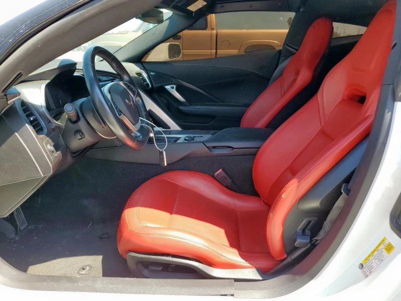 Chevrolet Corvette STINGRAY 1LT, снимка 7 - Автомобили и джипове - 53408172