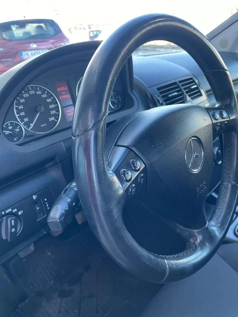 Mercedes-Benz A 180 W169, снимка 11 - Автомобили и джипове - 53451673