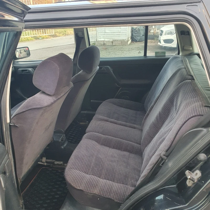 VW Golf Variant Mk3 1.8i Моно, снимка 9 - Автомобили и джипове - 53568216