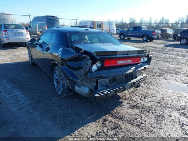 Dodge Challenger SRT8, снимка 7 - Автомобили и джипове - 48598902