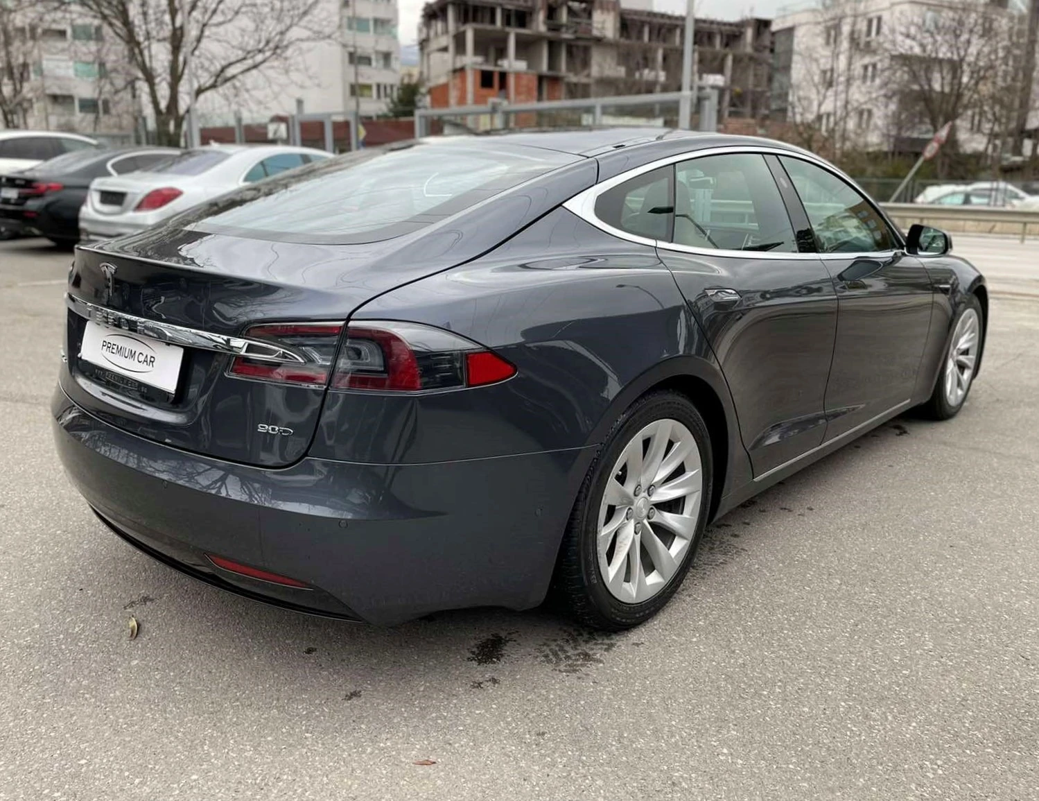 Tesla Model S 90D AWD - изображение 7