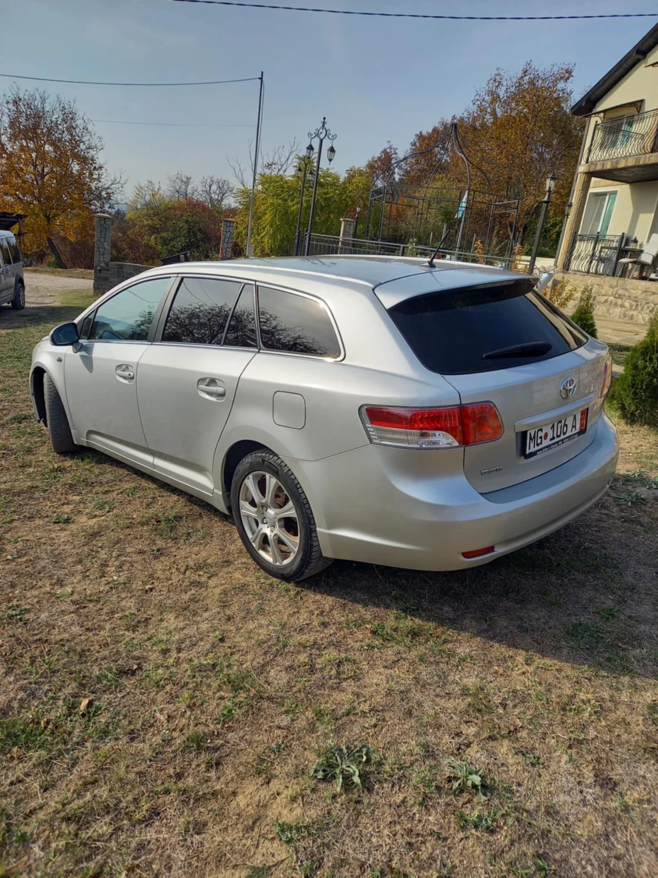 Toyota Avensis  - изображение 4