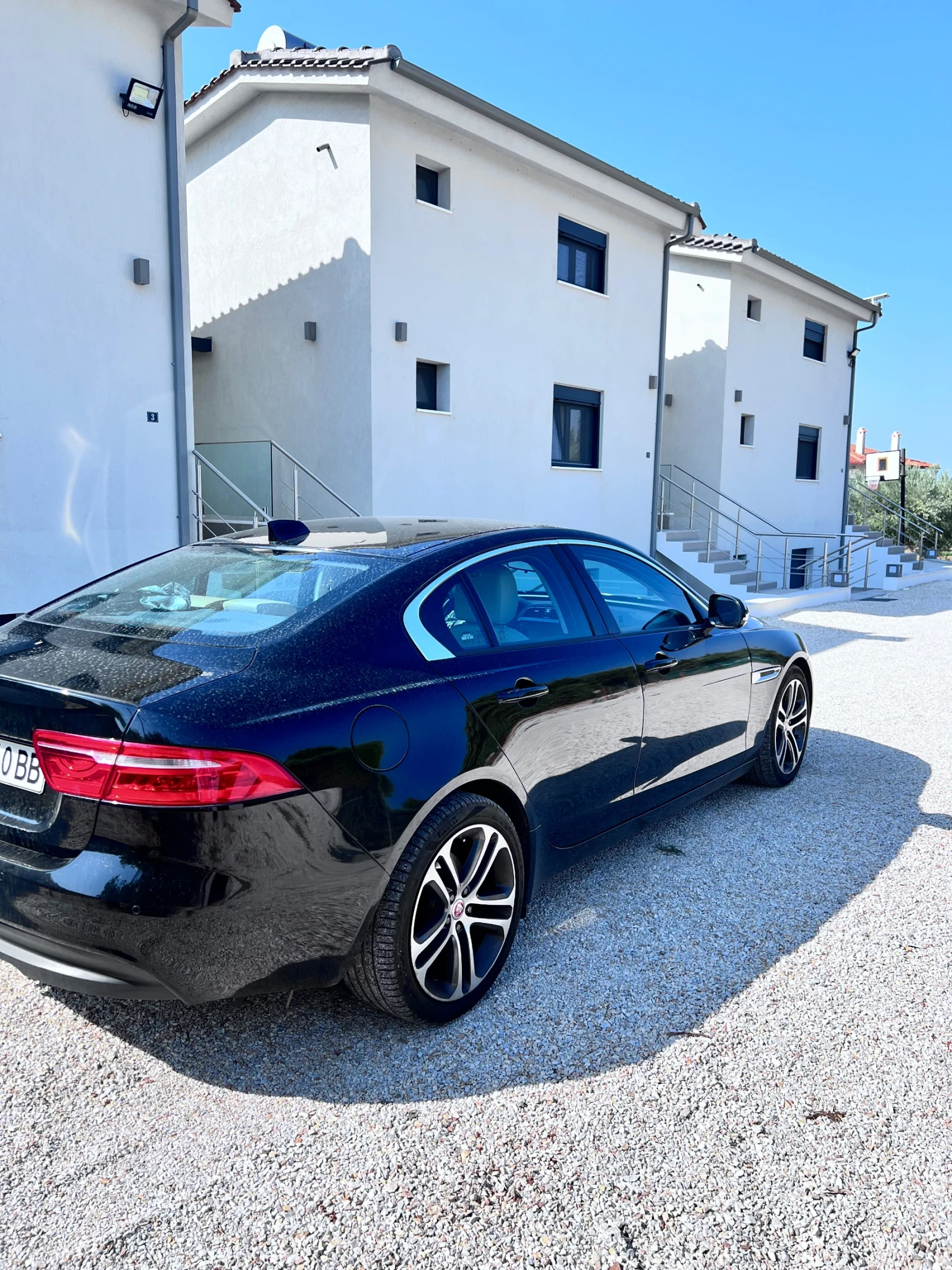 Jaguar XE Jaguar XE 2.0 новия мотор  - изображение 9