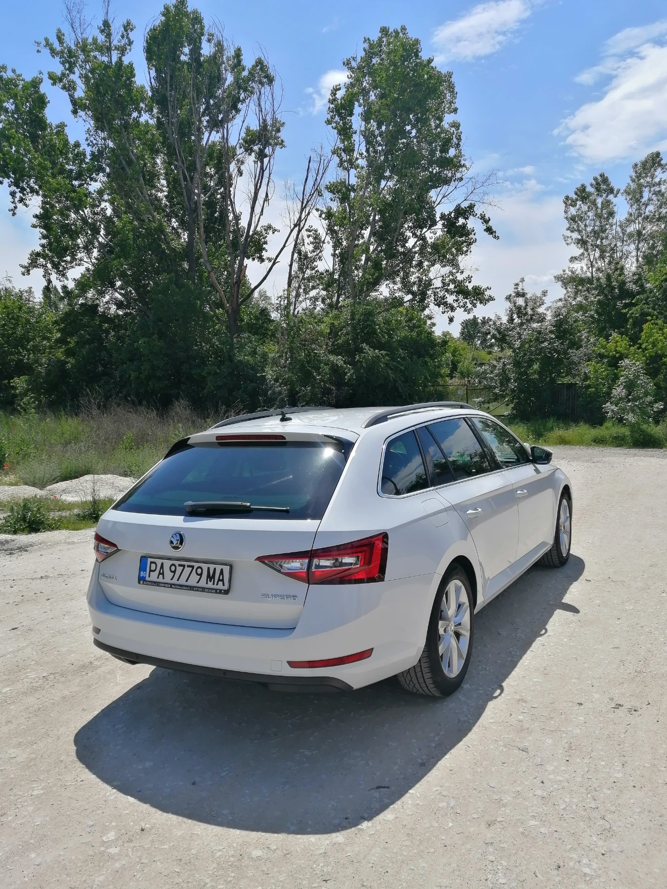 Skoda Superb  - изображение 7