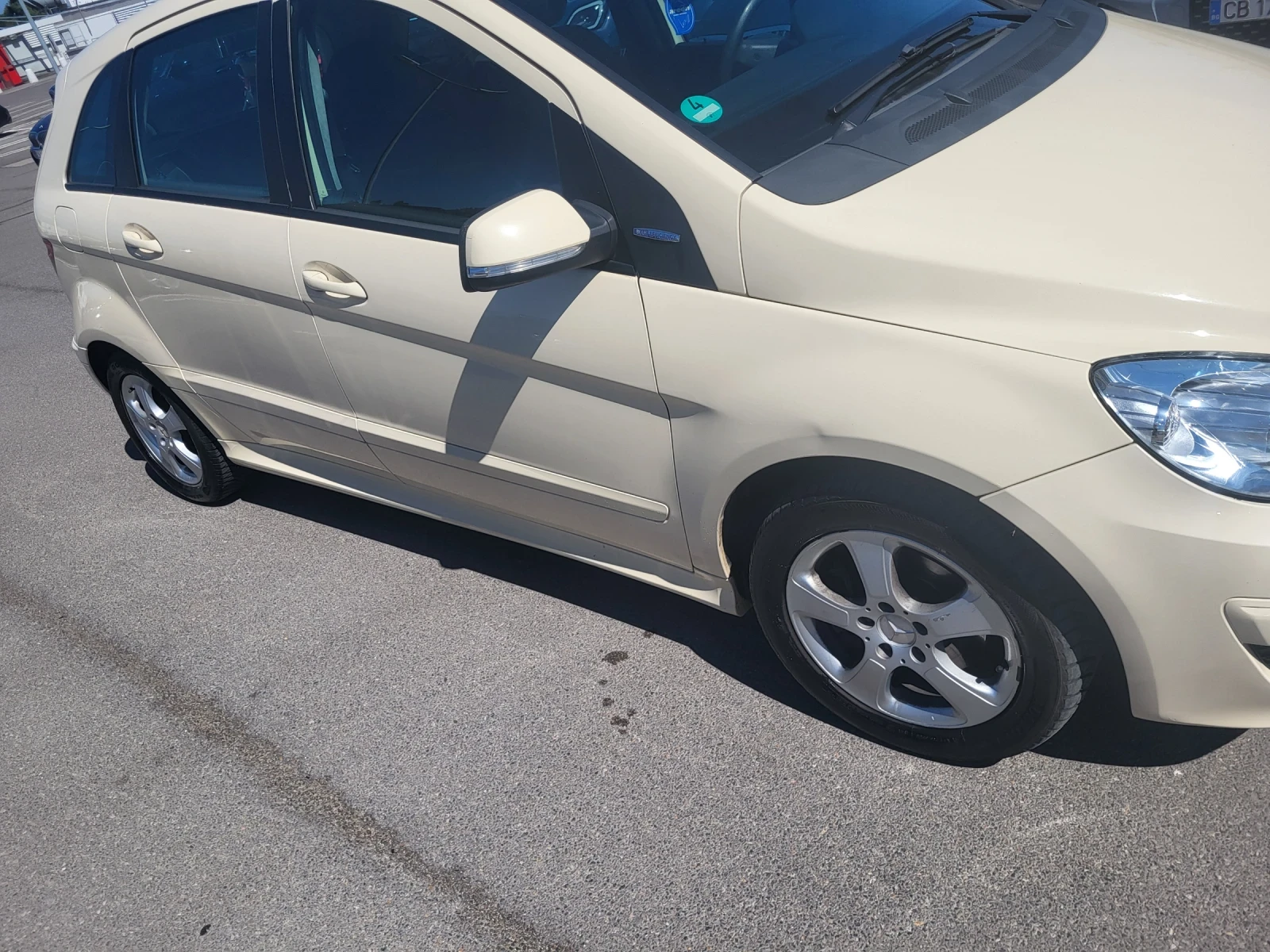 Mercedes-Benz B 180 Фабричен метан  - изображение 7