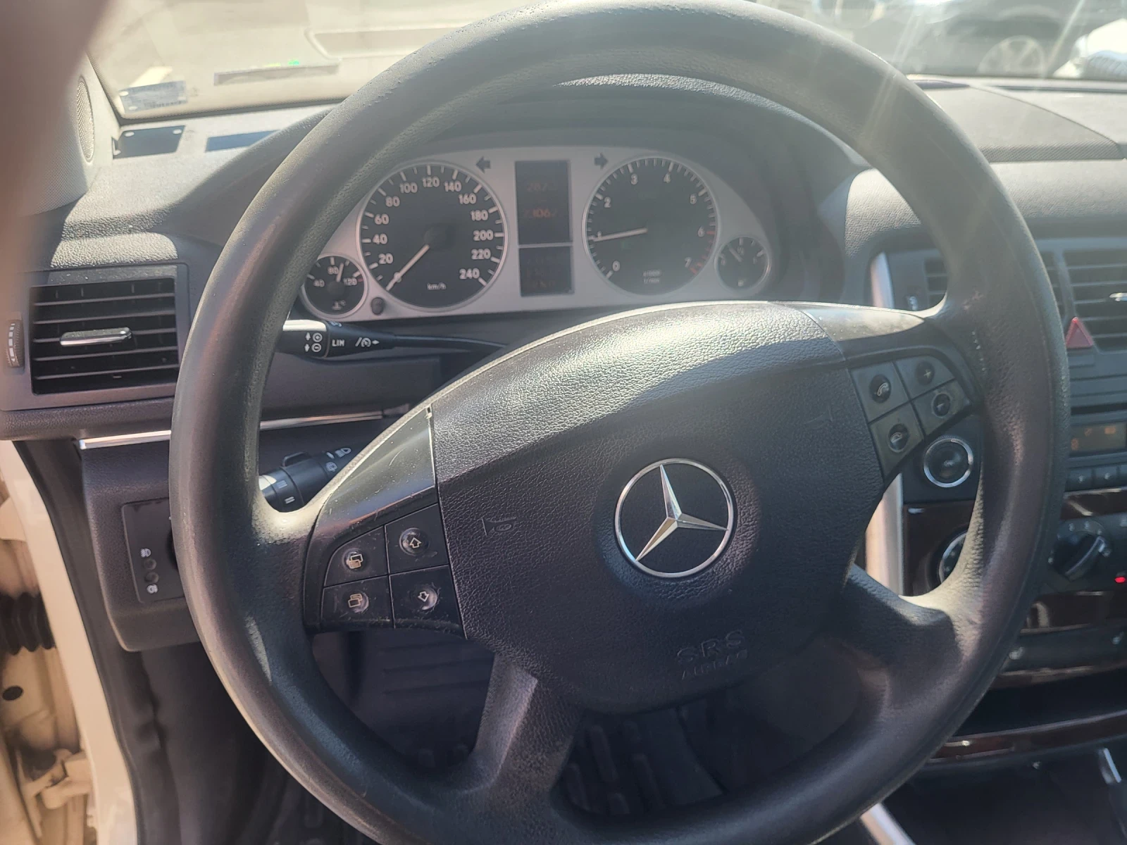 Mercedes-Benz B 180    | Mobile.bg   13