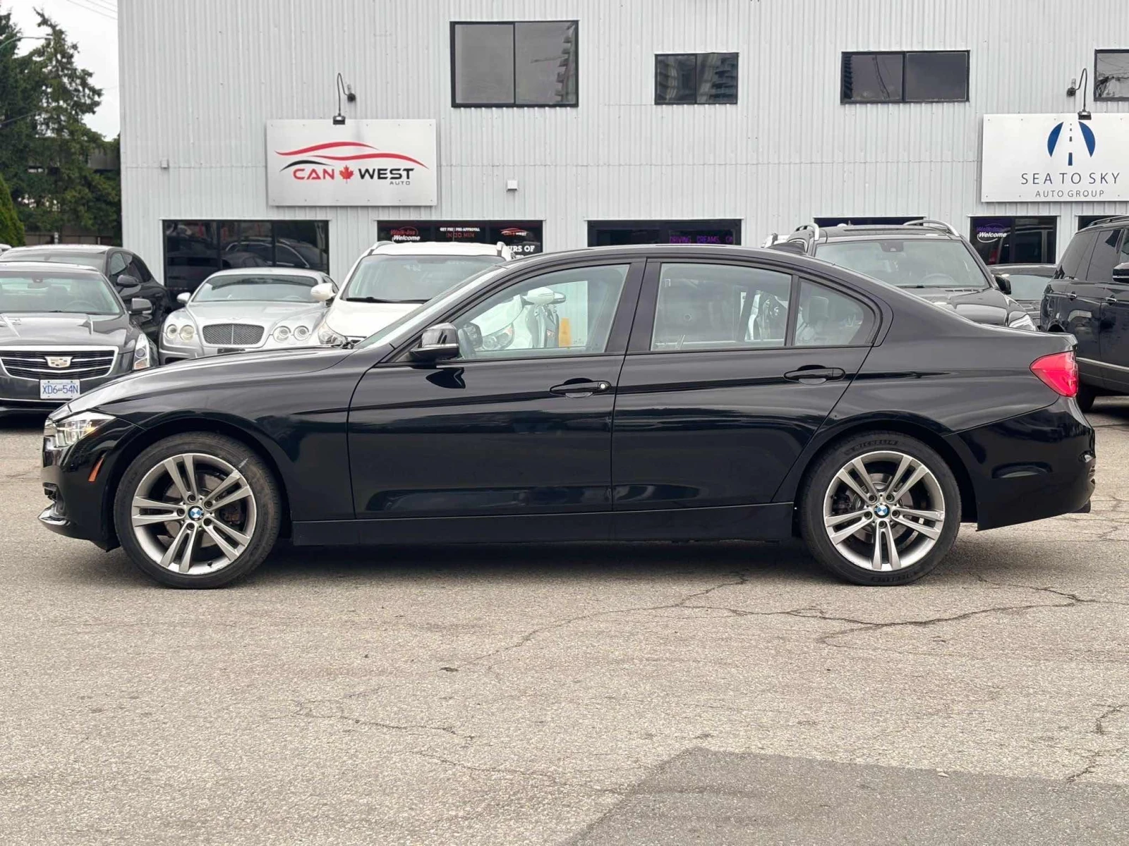 BMW 330 * XDRIVE * CARFAX * БЕЗ ПЪРВОНАЧАЛНА ВНОСКА - изображение 3
