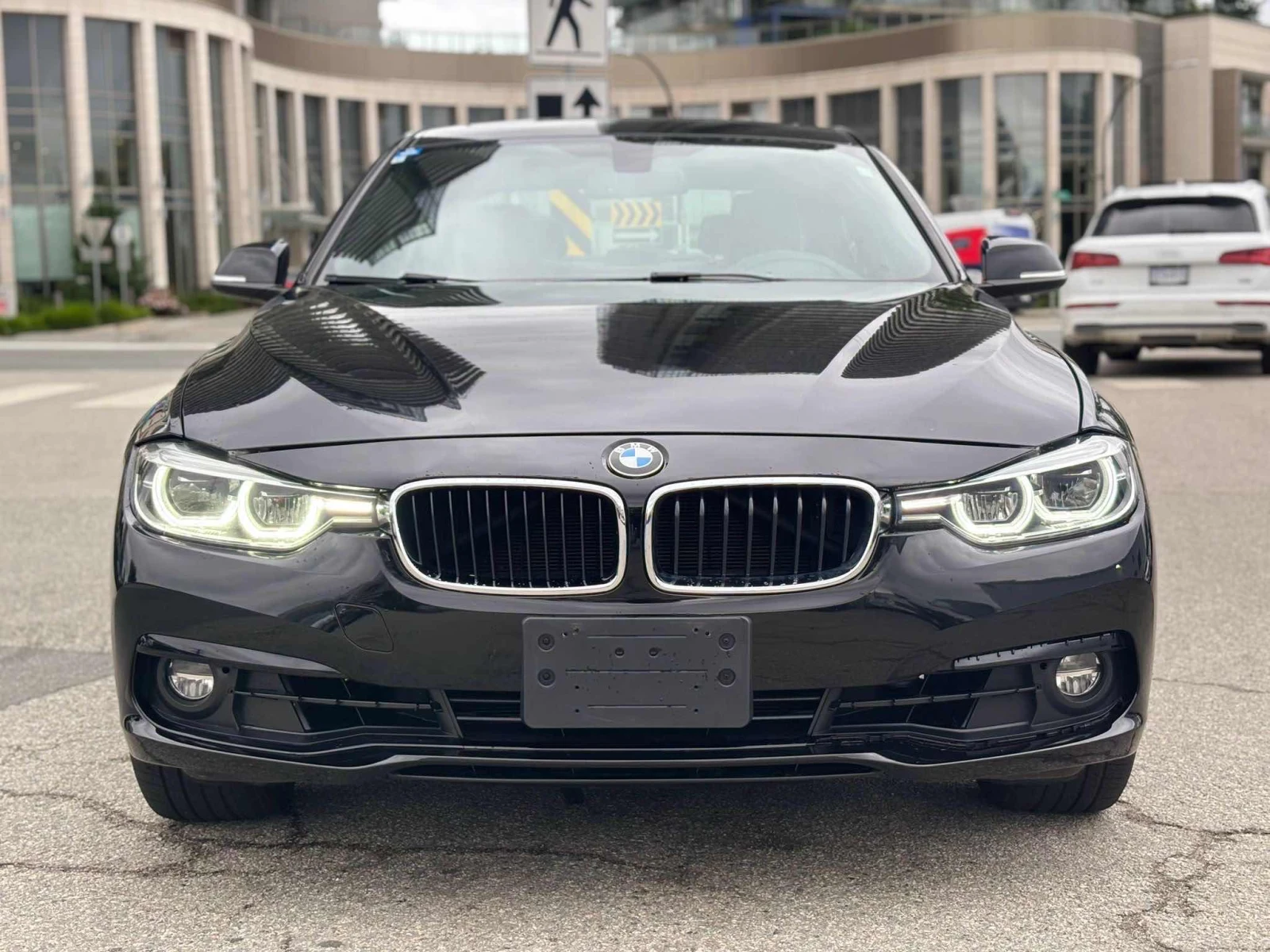 BMW 330 * XDRIVE * CARFAX * БЕЗ ПЪРВОНАЧАЛНА ВНОСКА - изображение 2