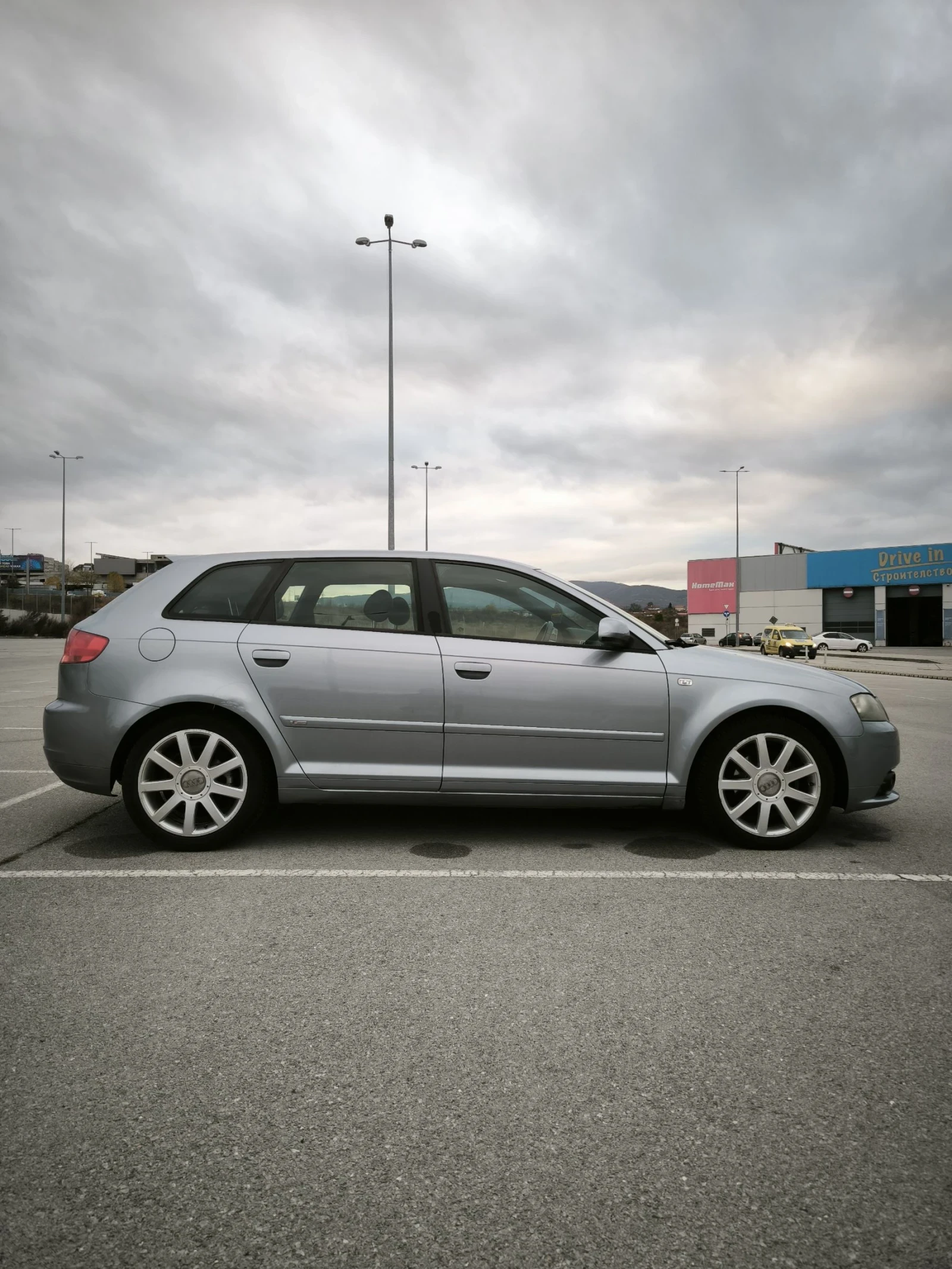 Audi A3 2.0TDI S-LINE - изображение 8