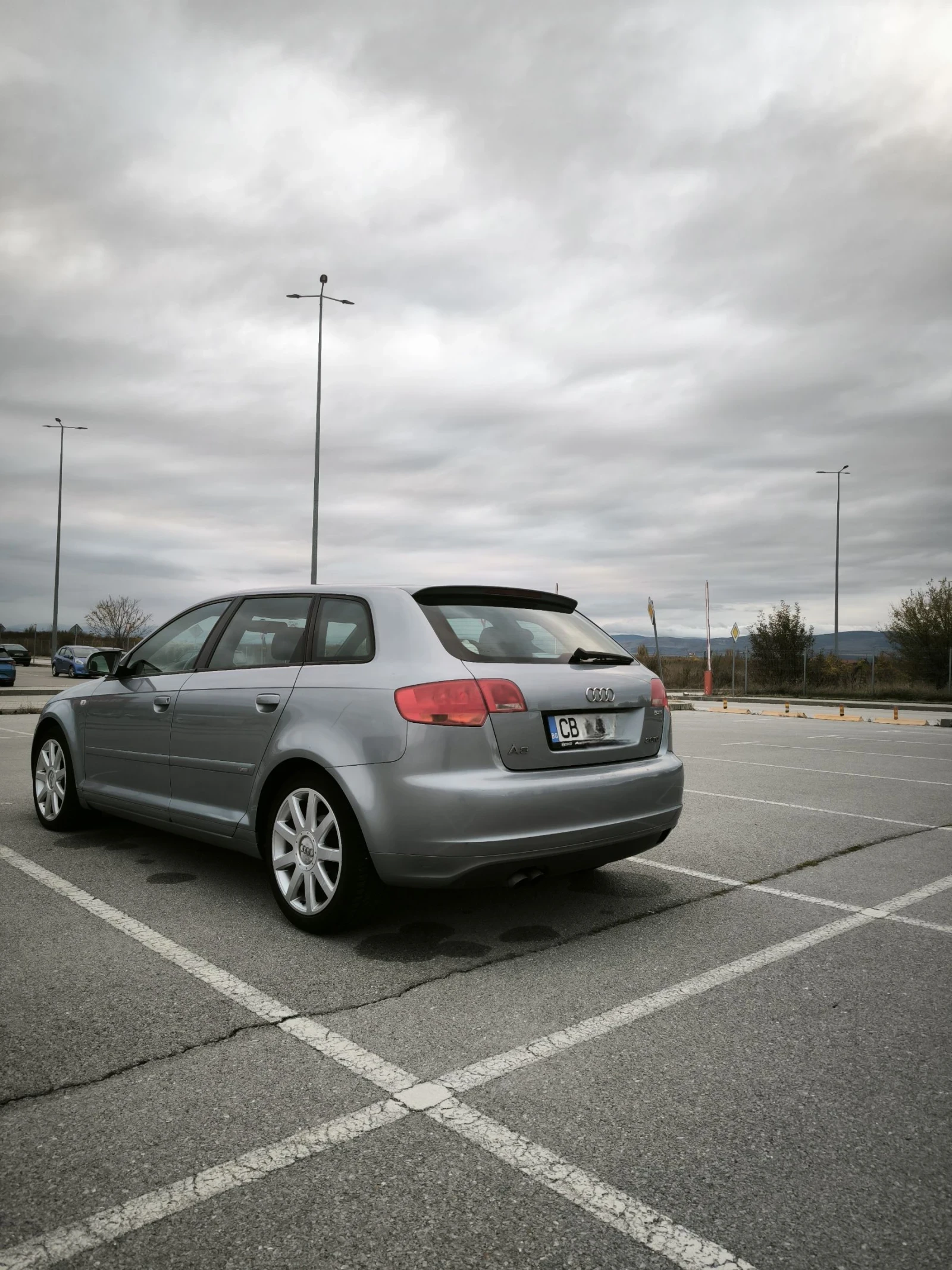 Audi A3 2.0TDI S-LINE - изображение 4