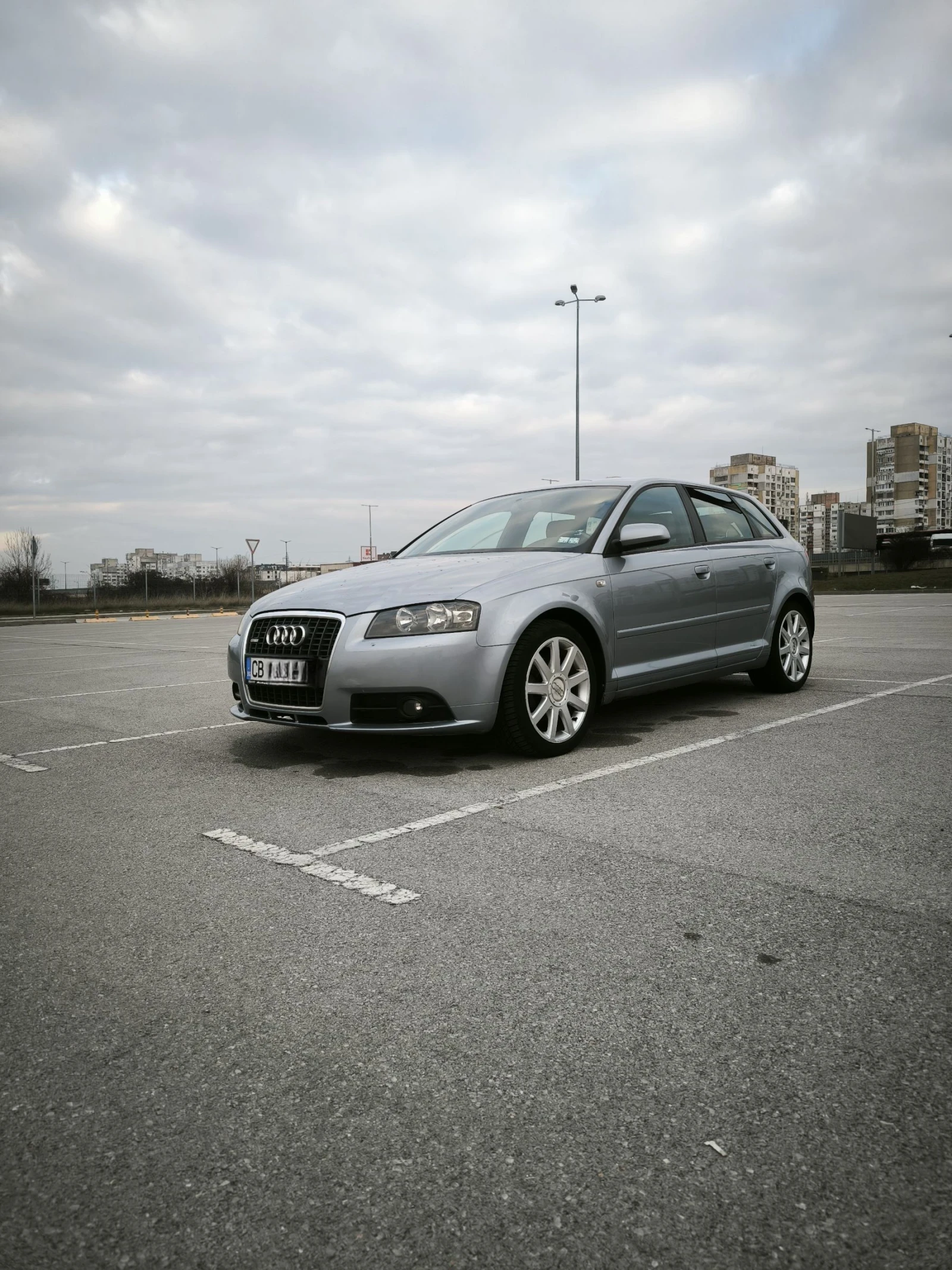 Audi A3 2.0TDI S-LINE - изображение 2