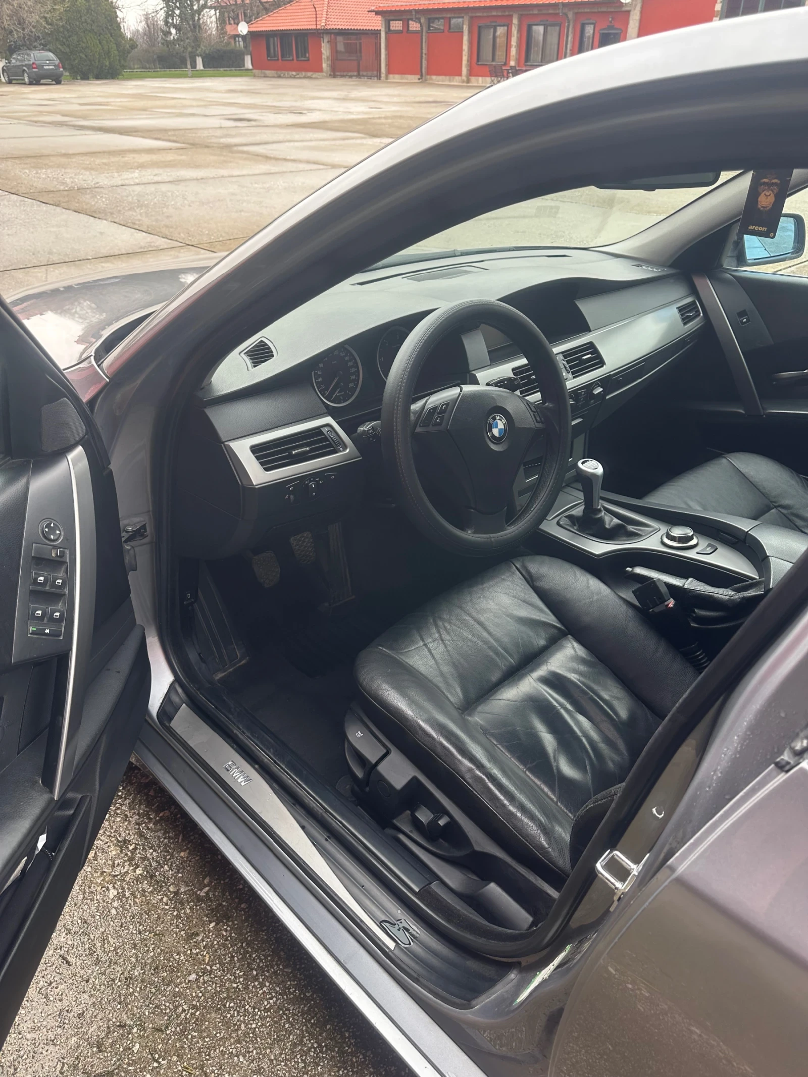 BMW 520  - изображение 6