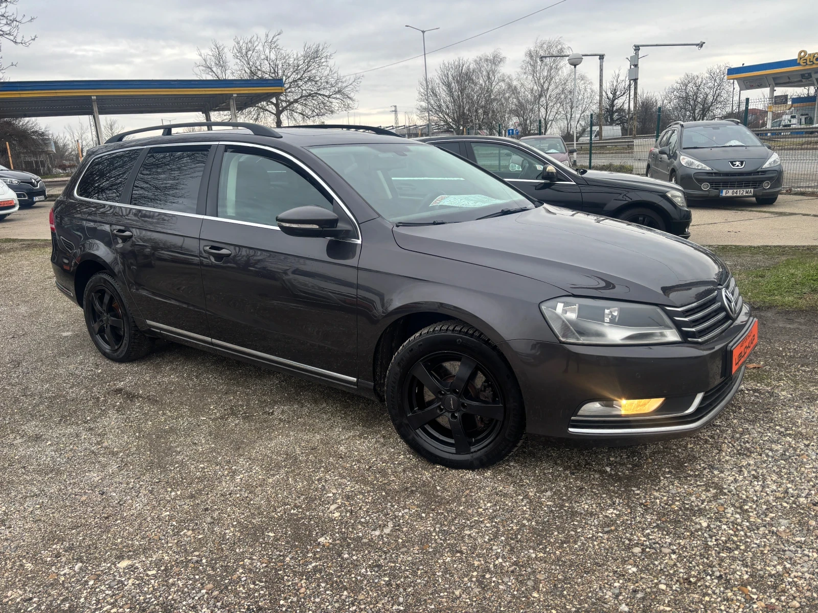 VW Passat 2012+ 2.0TDI+ 140+ НАВИ+ С.ИСТОРИЯ+ 6ск+ ПАНОРАМА - изображение 3