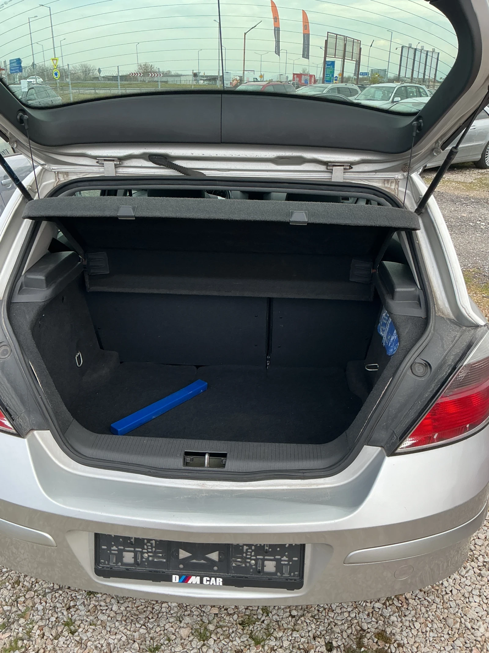 Opel Astra 1.4i, снимка 6 - Автомобили и джипове - 54042304