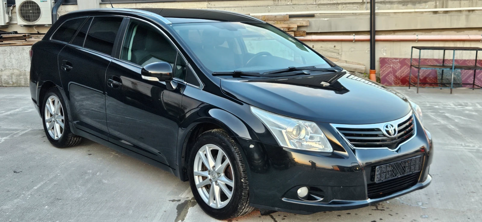 Toyota Avensis 1.8, ръчка, камера, снимка 7 - Автомобили и джипове - 54061112