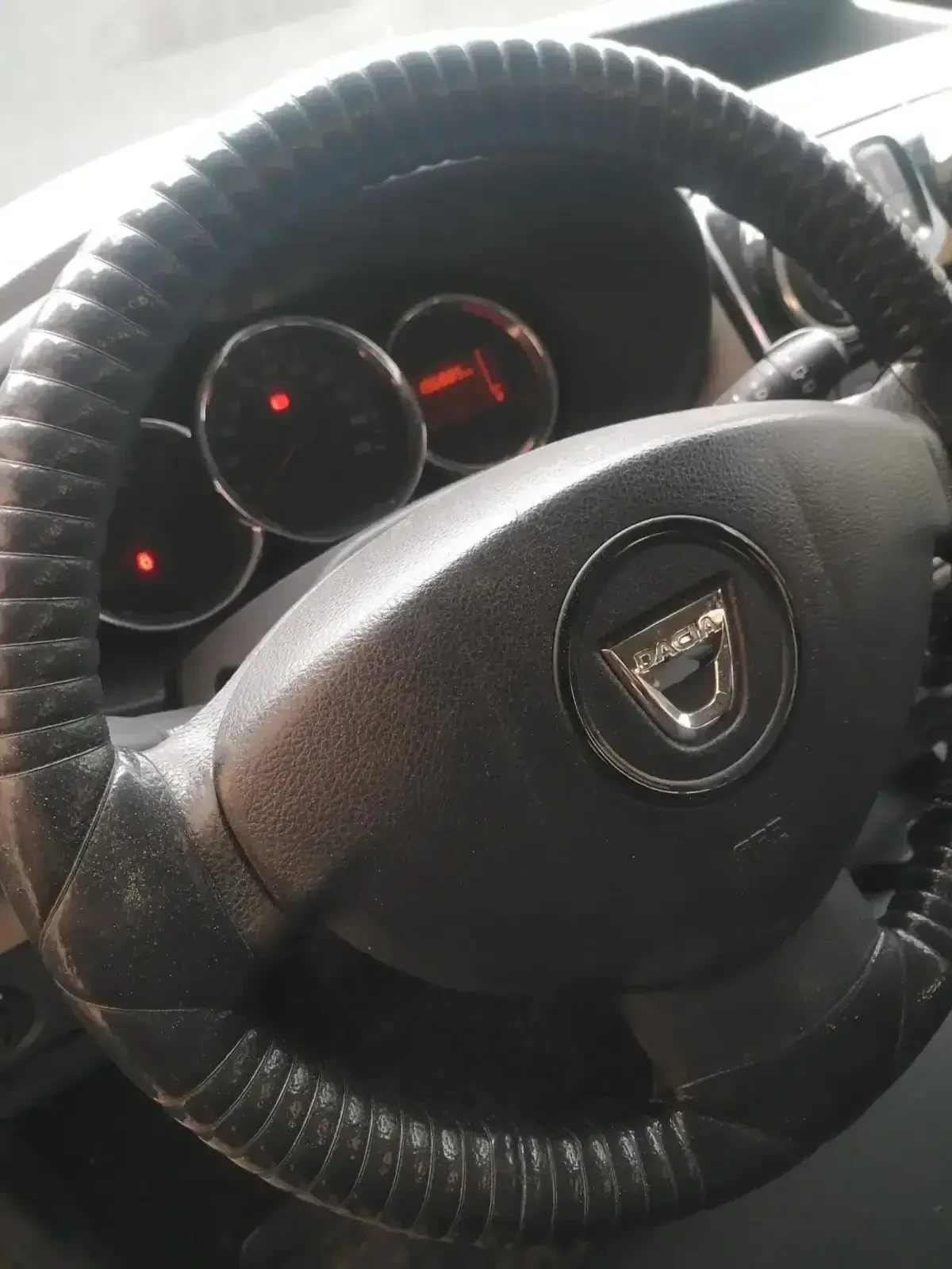 Dacia Dokker, снимка 6 - Автомобили и джипове - 54160124