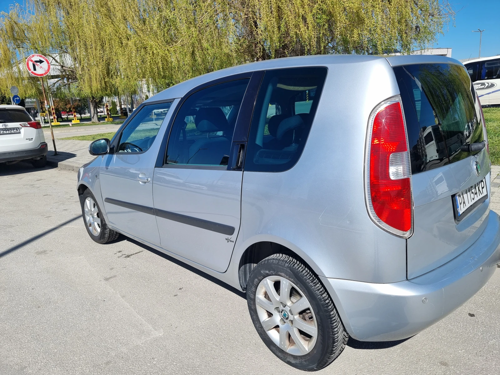 Skoda Roomster 1, 4 16V 86 к.с., снимка 4 - Автомобили и джипове - 54384326