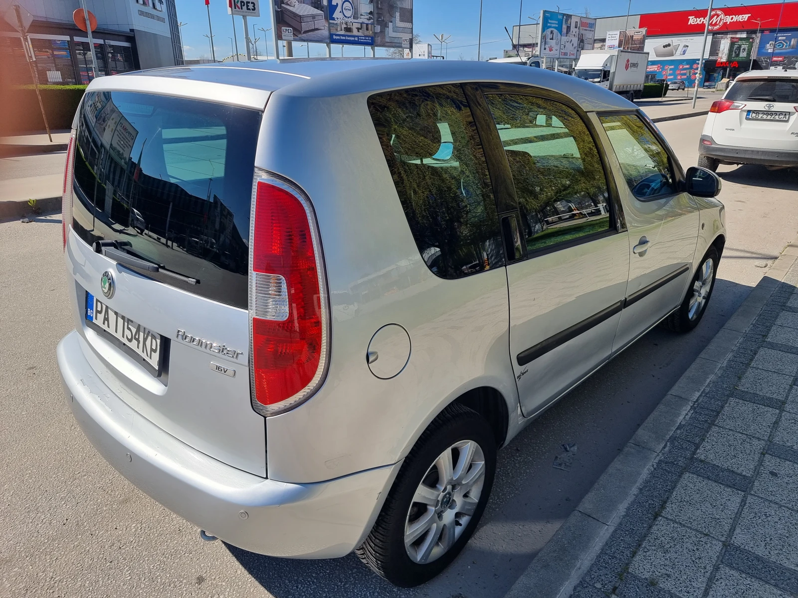 Skoda Roomster 1, 4 16V 86 к.с., снимка 2 - Автомобили и джипове - 54384326